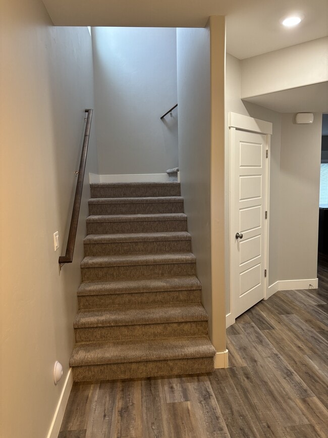 Building Photo - 3420 E Guila Dr