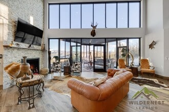 Building Photo - Stunning Luxury Mountain Home with Panoramic Views