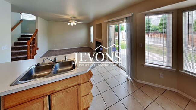 Building Photo - $500 Rent Credit - Enjoy this beautiful We...