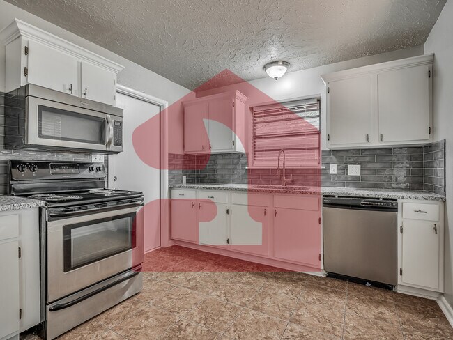 Building Photo - 10504 Ridgeview Dr