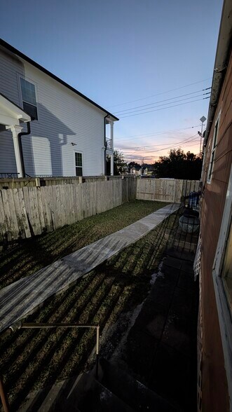 Building Photo - 3109 Milan St