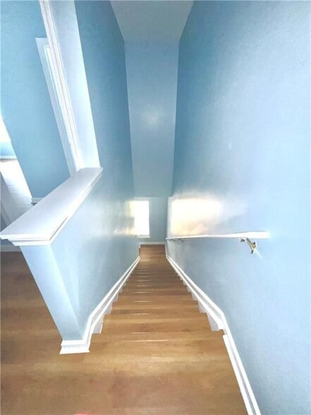 Building Photo - 3871 Pleasant Oaks Dr