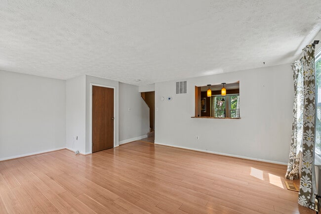 Building Photo - 9515 Quarry Bridge Ct