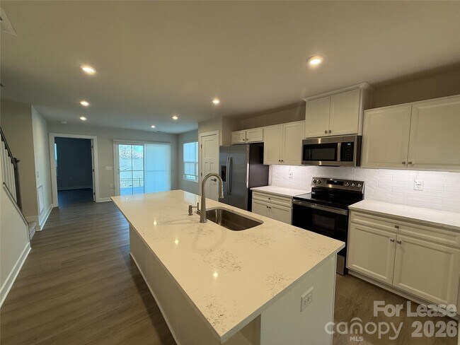 Building Photo - 158 Jameson Pk Dr