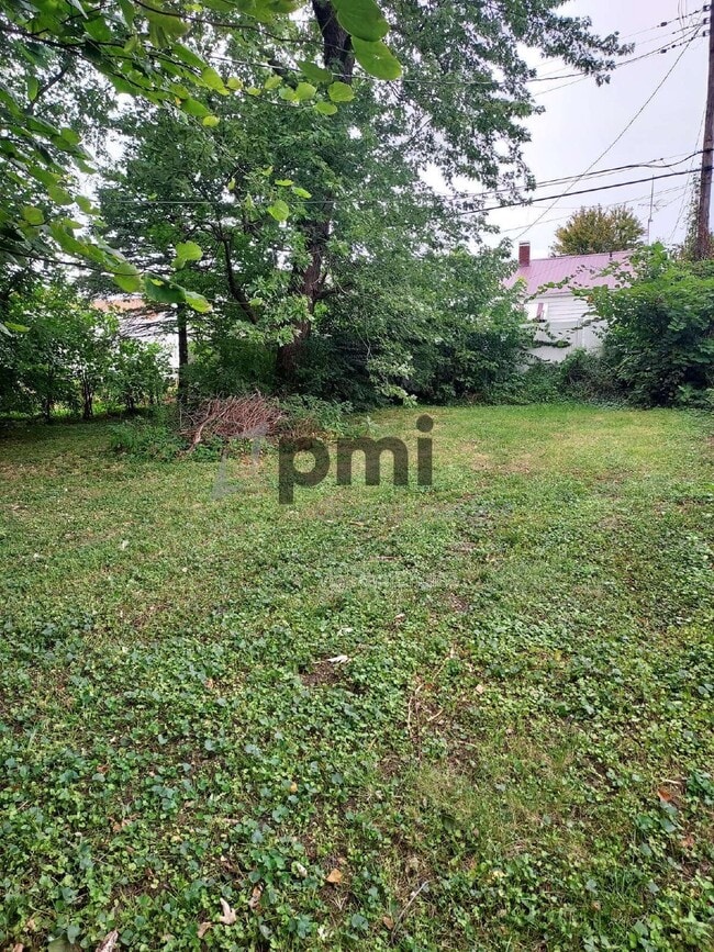 Building Photo - 328 E Kellar Ln