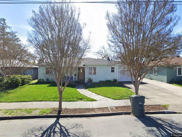 Building Photo - 2526 Spring Creek Dr
