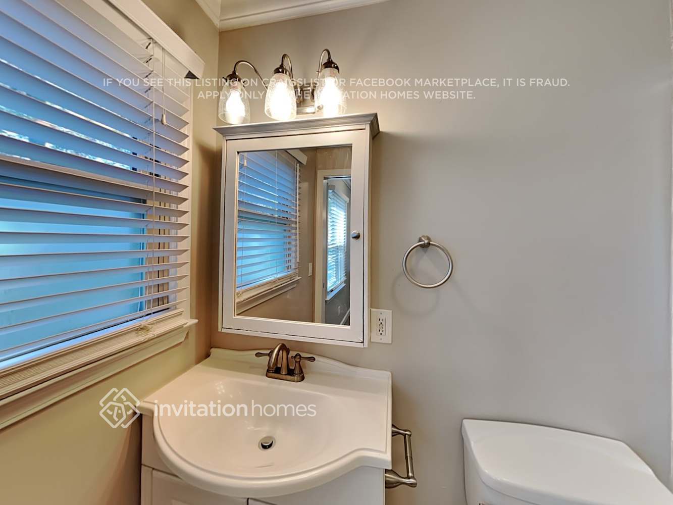 Building Photo - 4189 Terrace Dr