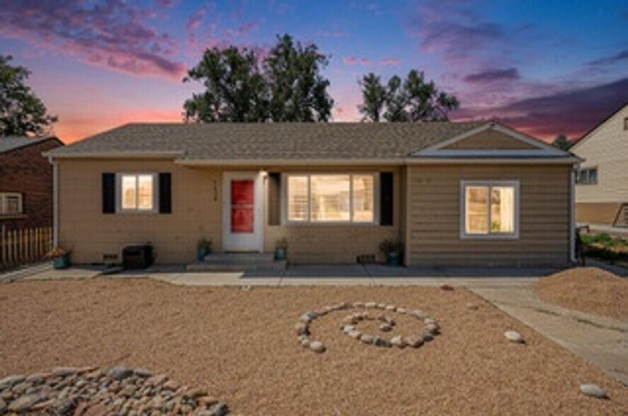 Building Photo - 1530 W Berkeley Pl