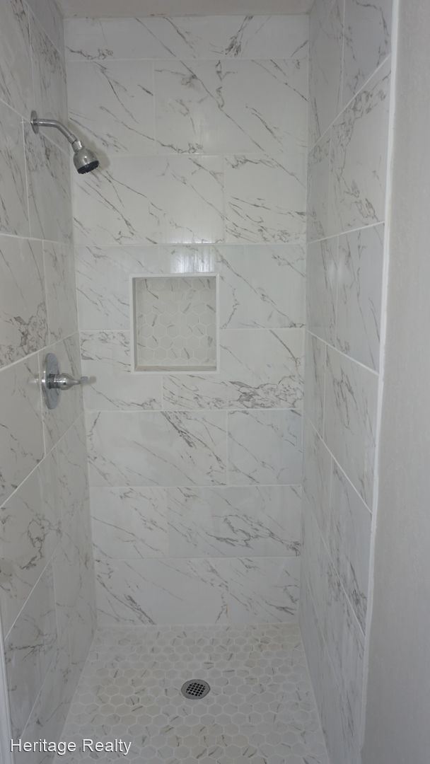 Building Photo - 2 br, 2.5 bath House - 7719 Wilmington Dr