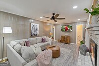 Building Photo - 2984 Blackberry Ln