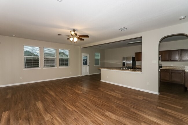 Building Photo - 10311 Urban Oak Trl