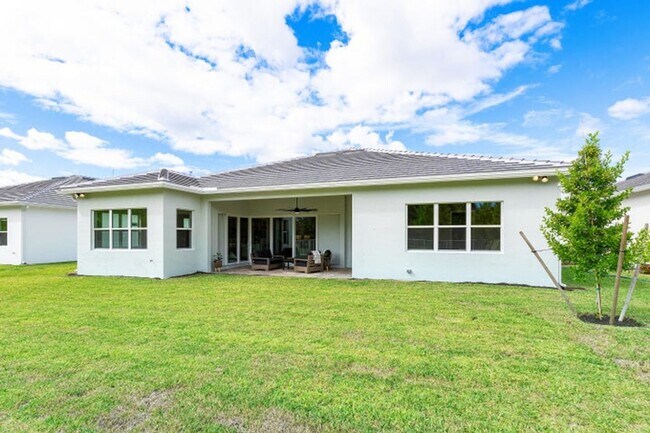 Building Photo - 5312 Blue Reed Ln.