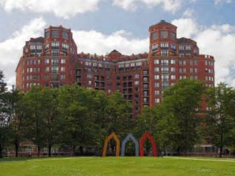 Building Photo - 10 Rogers St