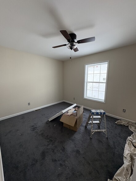 Building Photo - 83 Ivan Dr