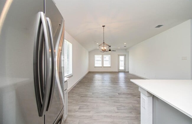 Building Photo - 14543 Rain Tree Dr