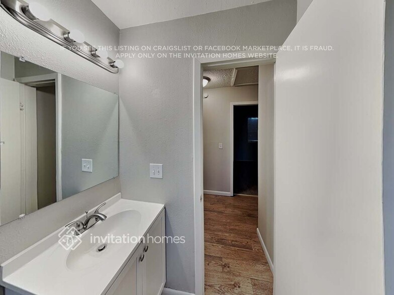 Building Photo - 18516 W 59th Dr
