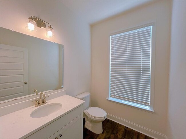 Building Photo - 1297 Ascot Ter