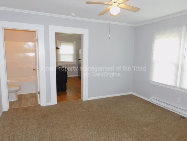 Building Photo - 201 Sheppard St