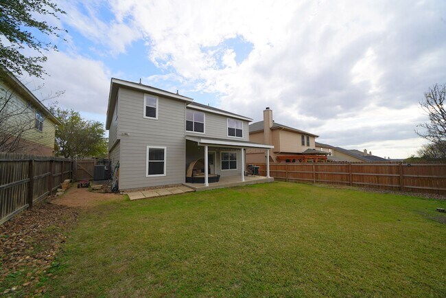 Building Photo - Gorgeous 5 Bedroom Rental in Cibolo! Realtor Commmission: $400