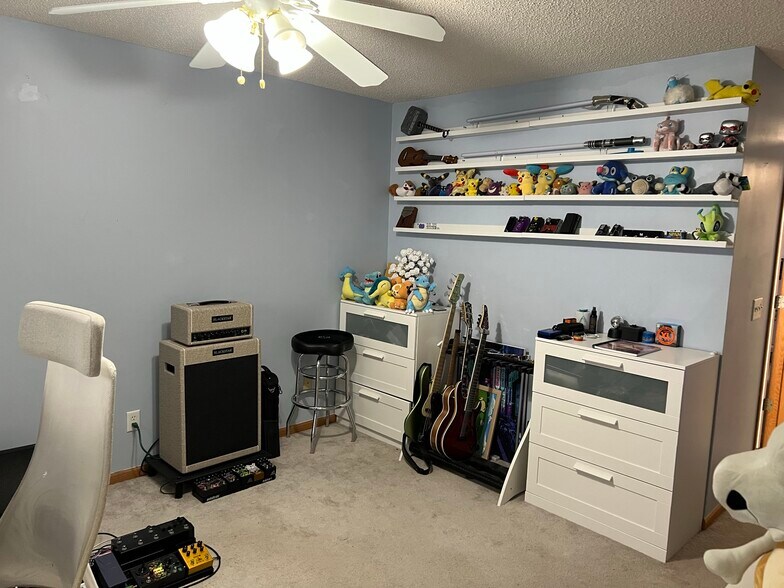 Building Photo - 652 Cobblestone Way