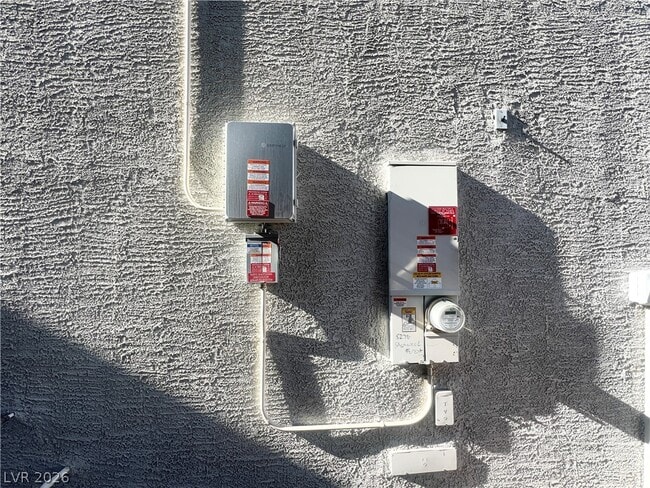 Building Photo - 5276 Sherwood Frst Ln