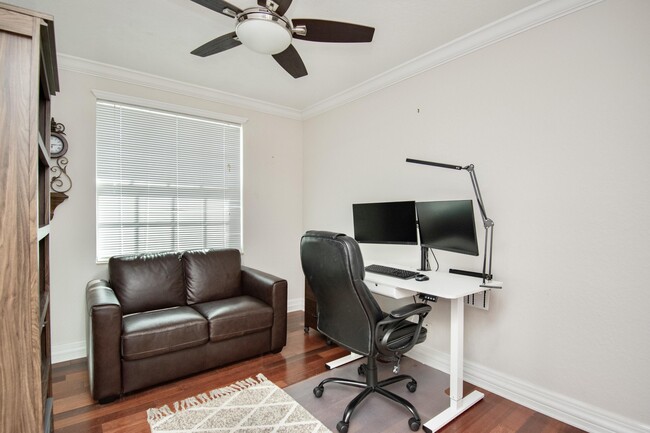 Building Photo - 16081 Sierra Palms Dr