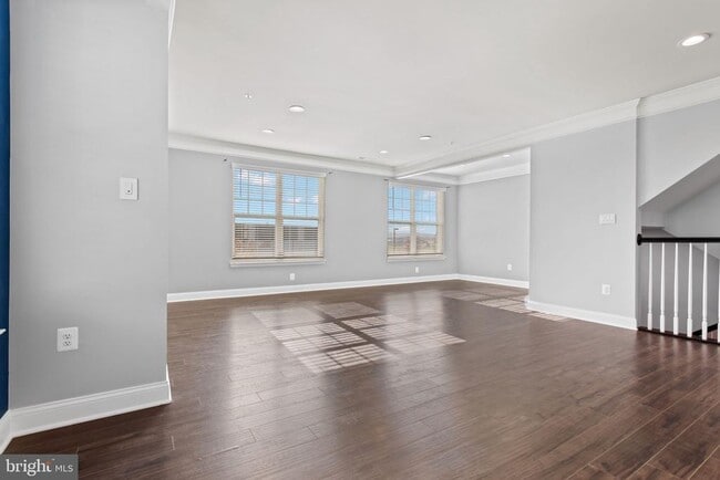 Building Photo - 7086 Executive Way