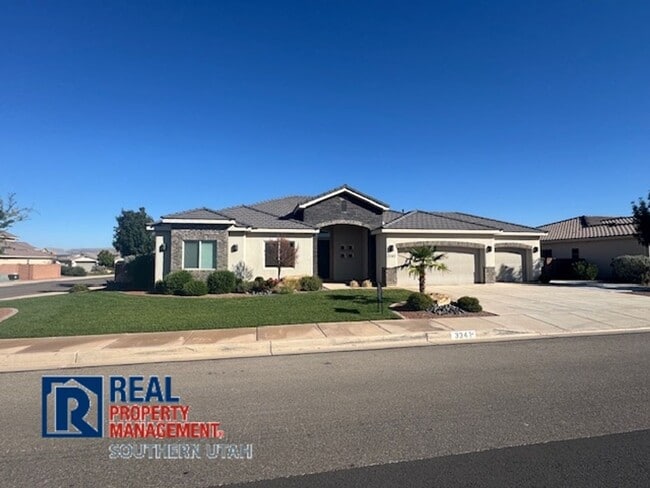 Primary Photo - 4 Bedroom in near Crimson Cliffs