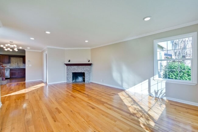 Building Photo - Wow! What a Great Home! Available Soon!