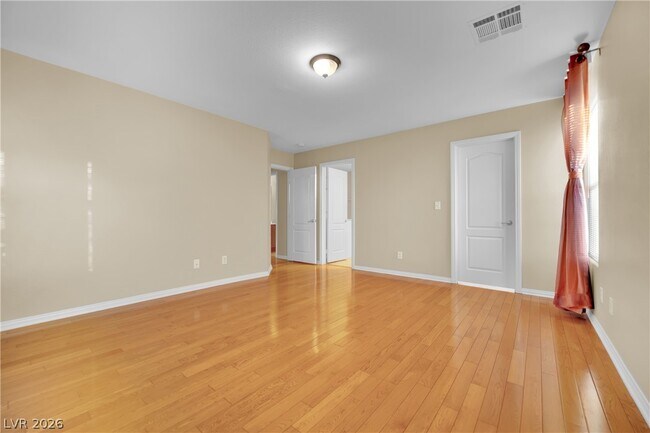 Building Photo - 9965 Lorian St