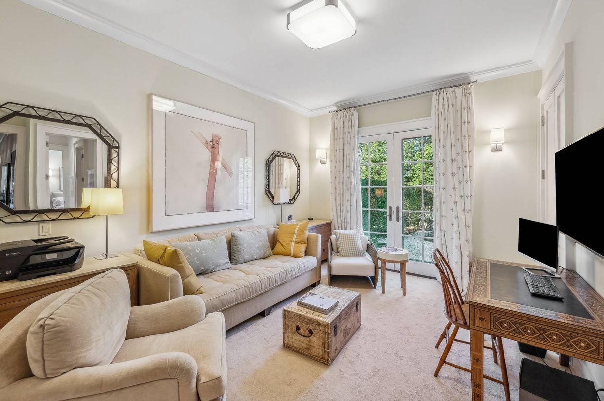 Building Photo - 110 Rose Hill Rd