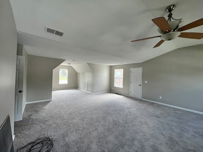 Building Photo - 448 Canoga Ct