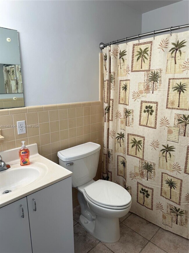 Building Photo - 3790 Polk St