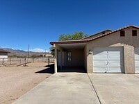 Building Photo - 2700 W Shauna Dr