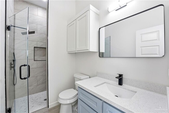 Building Photo - 14 Notre Dame Ave