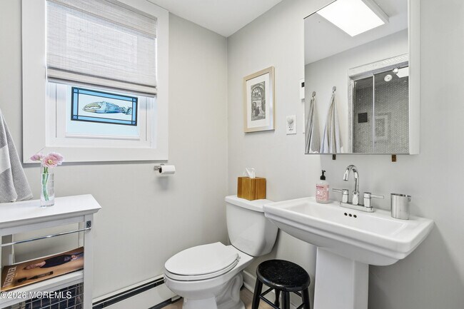 Building Photo - 74 Mt Hermon Way