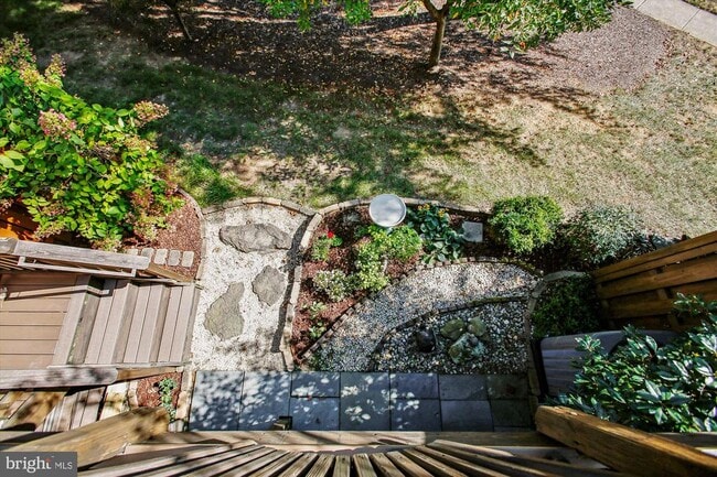 Building Photo - 6339 Dunman Way