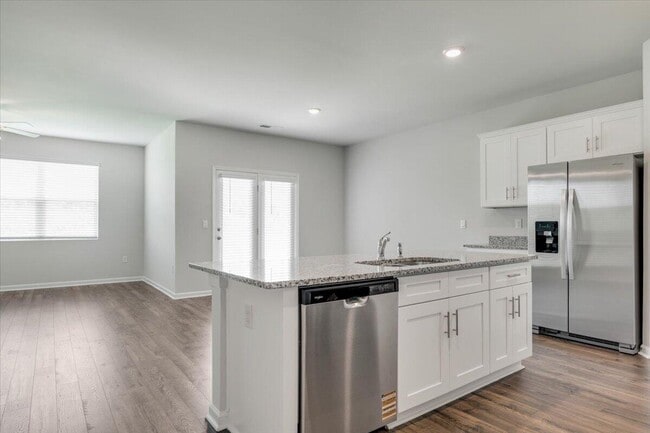 Building Photo - 1296 Admiral Ave