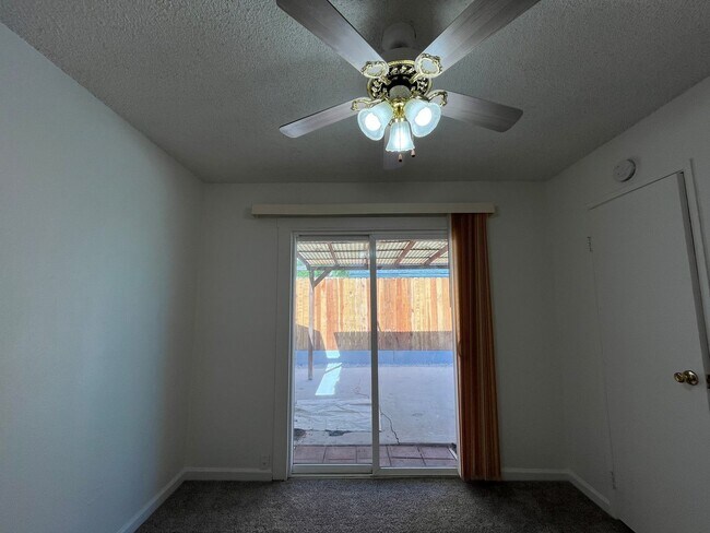 Building Photo - 8890 Arcade- 4 Bedroom 2 Bath home