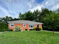 Building Photo - 2564 Millbrook Dr