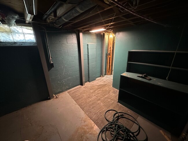 Building Photo - 2296 Fenton St