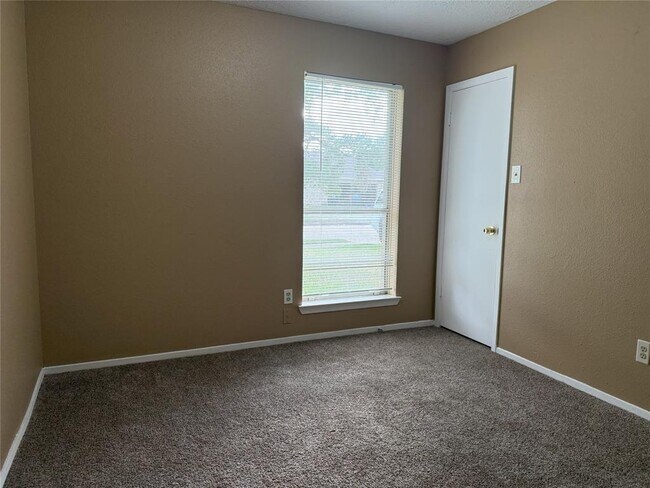 Building Photo - 10322 Autumn Meadow Ln