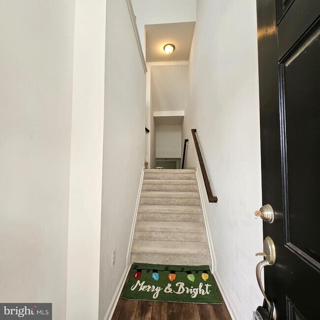 Building Photo - 76 Kramer Ct