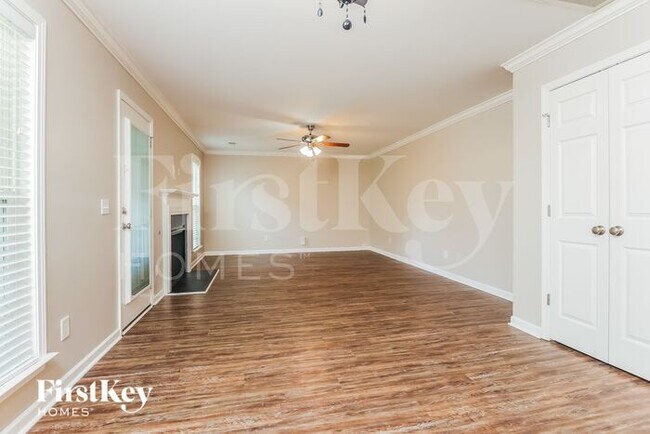 Building Photo - 9644 Kestevan Ct