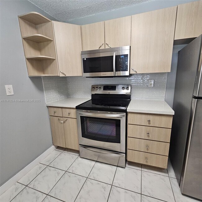 Primary Photo - 11510 SW 181st St
