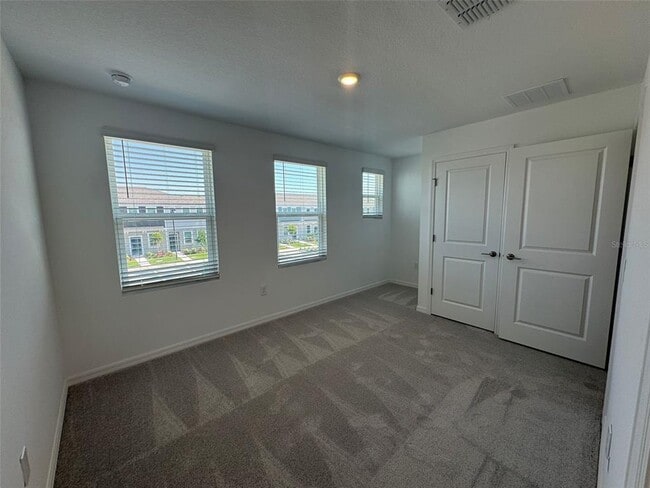 Building Photo - 3133 Skyline Lp