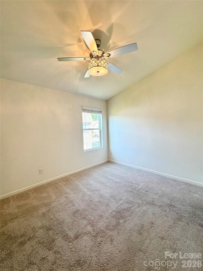 Building Photo - 13929 Clayborn St