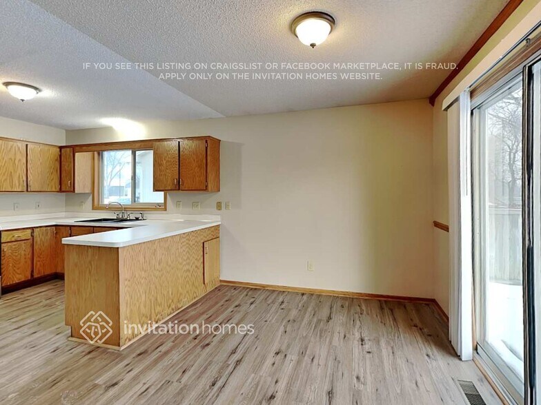 Building Photo - 14601 Helium St NW