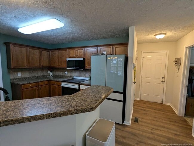 Building Photo - 45 Copper Loop