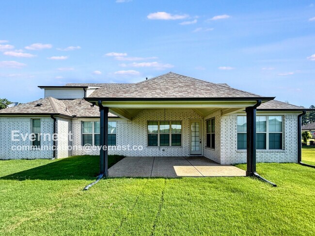 Building Photo - 5363 Kensington Creek Dr